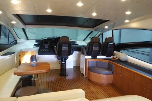 Pershing 62' image