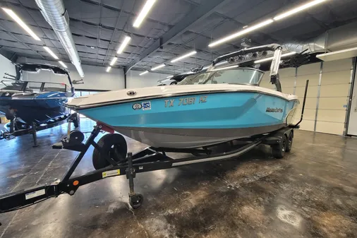 MasterCraft NXT24 image