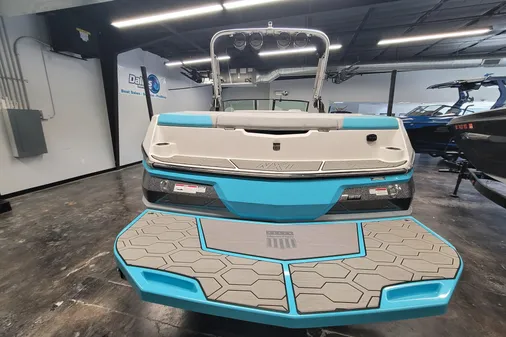 MasterCraft NXT24 image