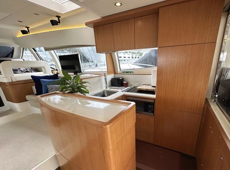 Ferretti Yachts 530 image