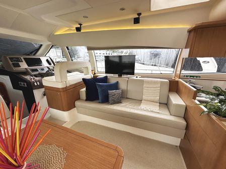 Ferretti Yachts 530 image