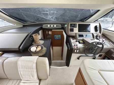 Ferretti Yachts 530 image