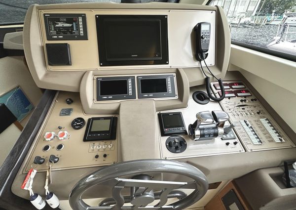 Ferretti Yachts 530 image