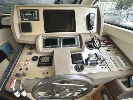 Ferretti Yachts 530 image