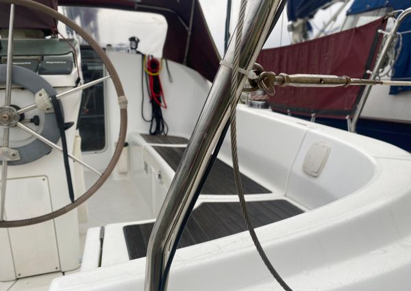 Beneteau OCEANIS-CLIPPER-311 image