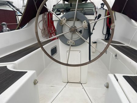 Beneteau OCEANIS-CLIPPER-311 image