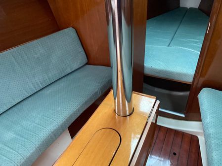 Beneteau OCEANIS-CLIPPER-311 image