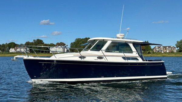 Back Cove 30