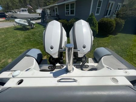 Protector 28' Cabin RIB image