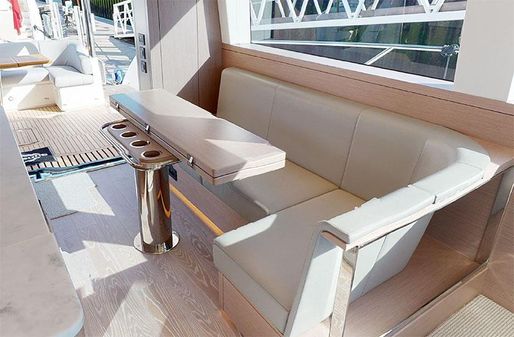 Sunseeker Manhattan 68 image