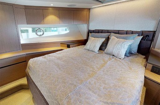 Sunseeker Manhattan 68 image