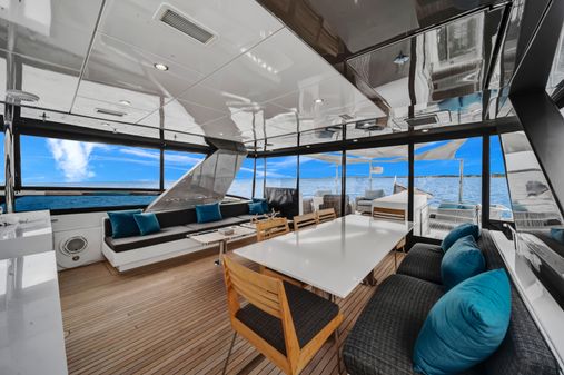 Hatteras M90 Panacera image
