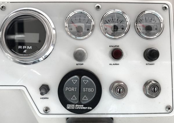 Riviera 39 Open Flybridge image