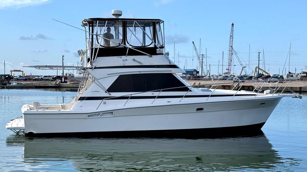 Riviera 39 Open Flybridge 