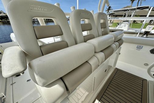 Boston Whaler 350 Outrage image