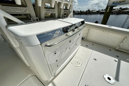 Boston Whaler 350 Outrage image