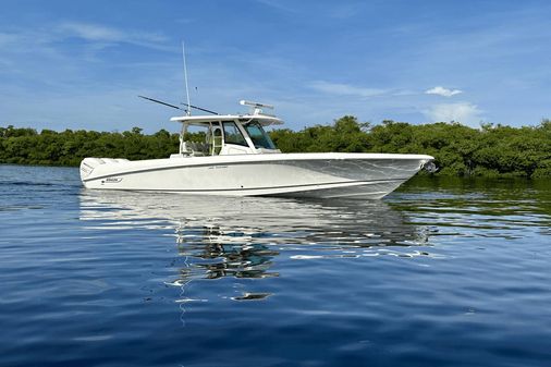 Boston Whaler 350 Outrage image