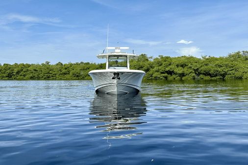 Boston Whaler 350 Outrage image