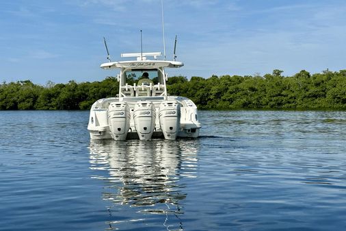 Boston Whaler 350 Outrage image