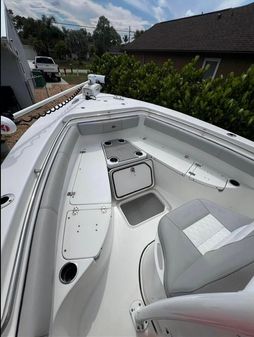 Sea-pro 219-CENTER-CONSOLE image