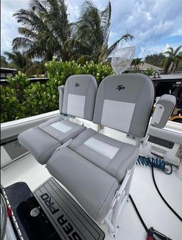 Sea-pro 219-CENTER-CONSOLE image