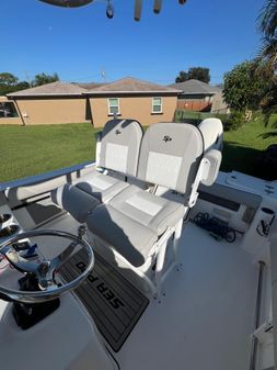 Sea-pro 219-CENTER-CONSOLE image