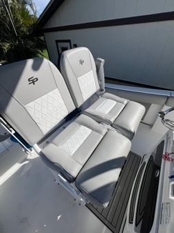 Sea-pro 219-CENTER-CONSOLE image