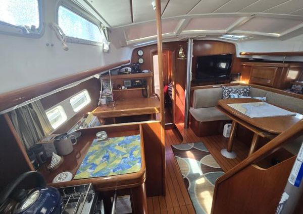 Beneteau 42CC Oceanis Clipper image