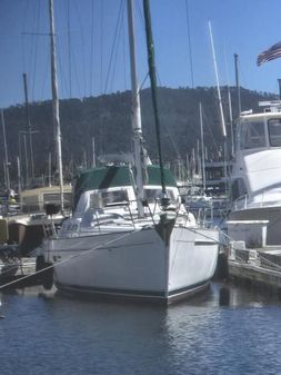 Beneteau 42CC Oceanis Clipper image