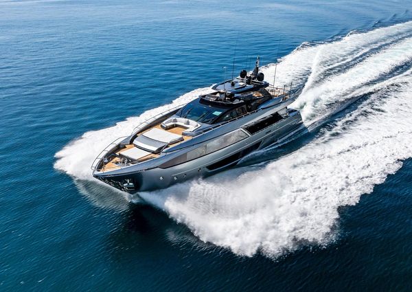 Riva 110' Dolcevita image