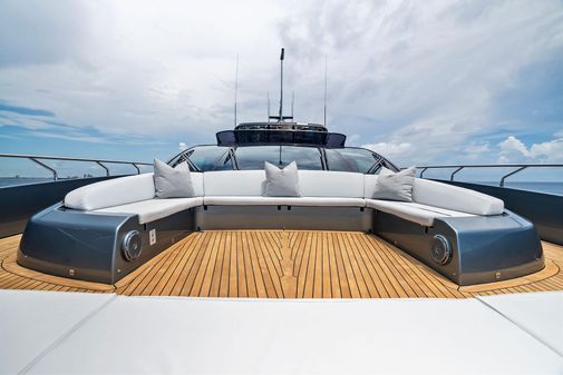 Riva 110' Dolcevita image