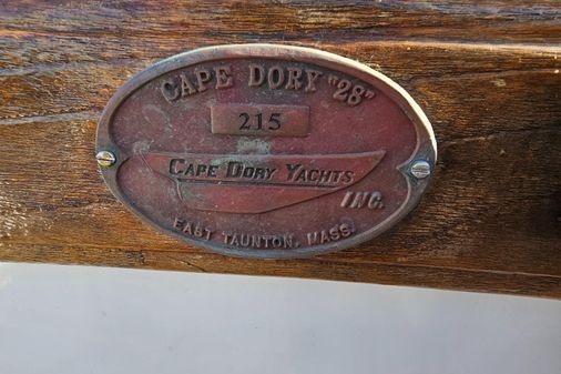 Cape Dory 28 Cutter image