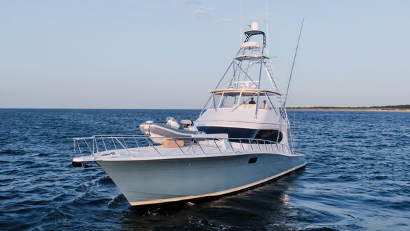 Hatteras 70 Convertible image