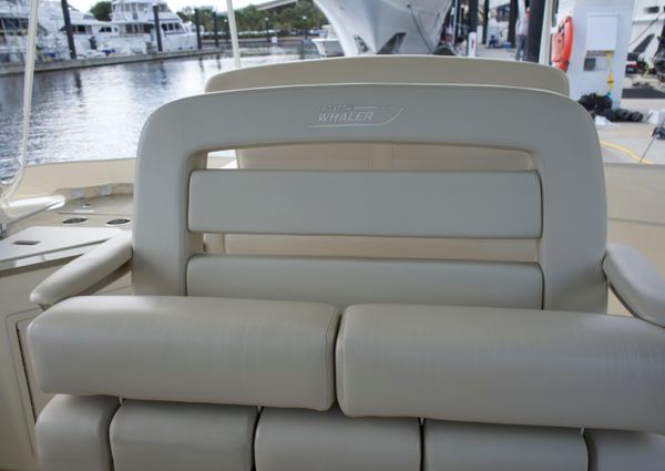 Boston Whaler 350 Realm image