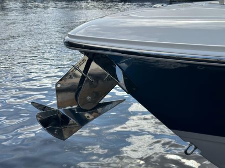 Boston Whaler 350 Realm image