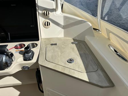 Boston Whaler 350 Realm image