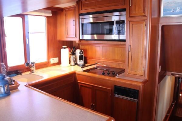 Fleming 55-PILOTHOUSE image