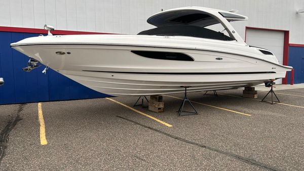 Sea Ray 350 SLX