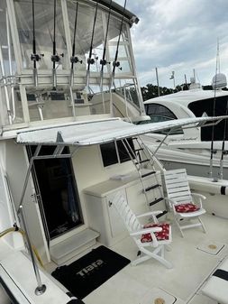 Tiara Yachts 43 image