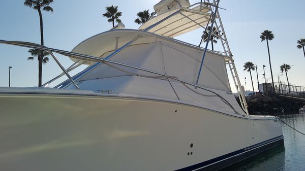 Luhrs 41 Open