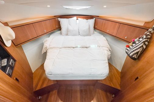 Tiara-yachts 3900-SOVRAN image