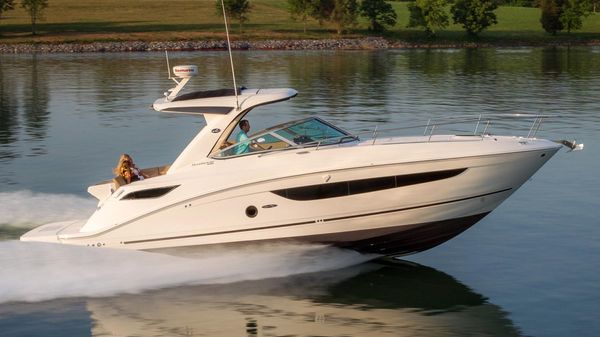 Sea Ray 350 Sundancer