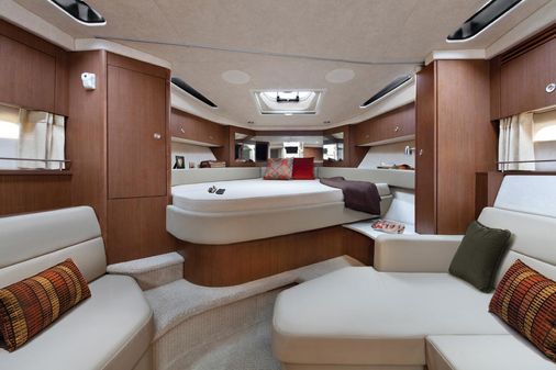 Sea Ray 350 Sundancer image