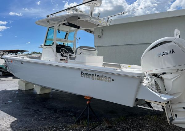 Everglades 273-CENTER-CONSOLE image