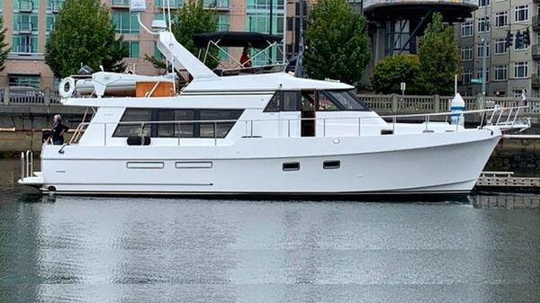 Ocean Alexander 486 Pilothouse 