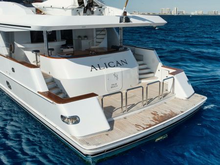 Sovereign Raised pilothouse image