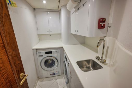 Sovereign Raised pilothouse image