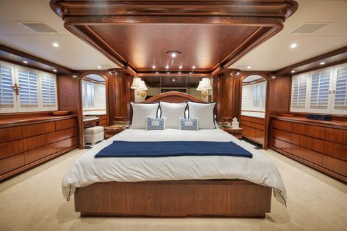 Sovereign Raised pilothouse image