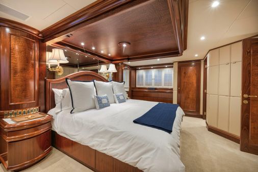 Sovereign Raised pilothouse image