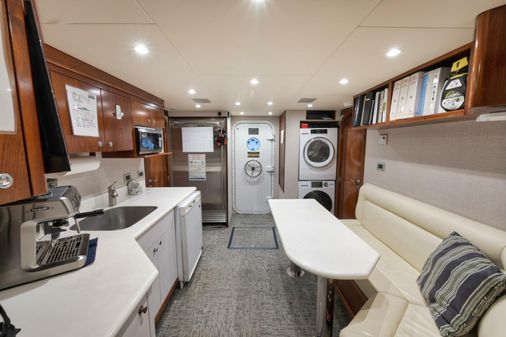 Sovereign Raised pilothouse image